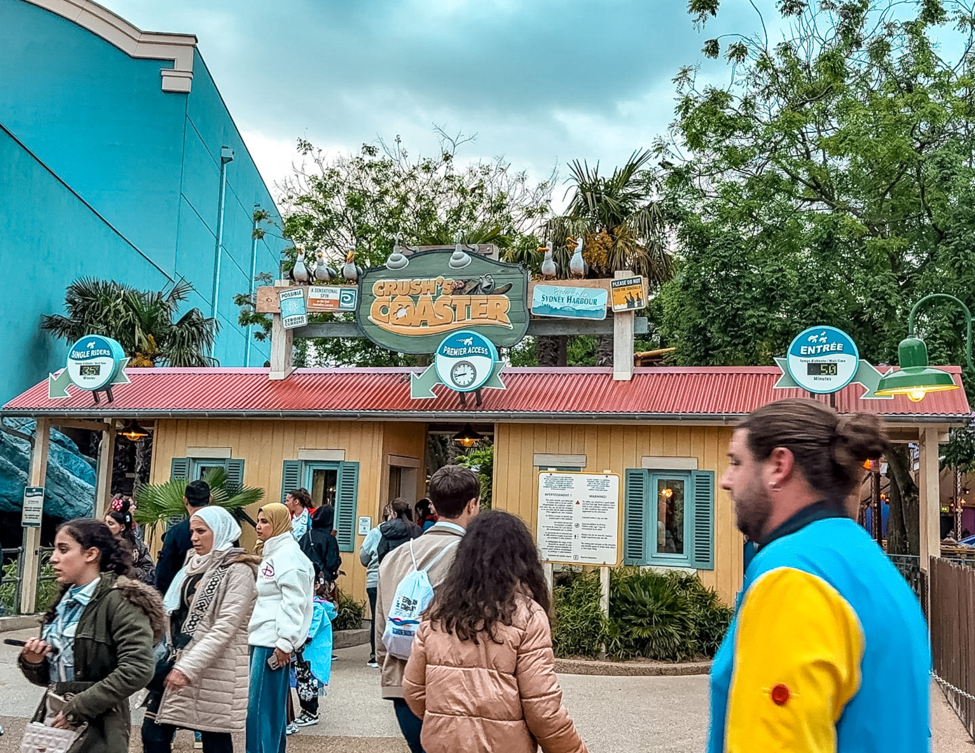 Disneyland Paris Guide (5).png